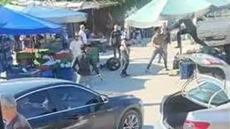 Yenifoça Pazar Yeri’nde silahlı kavga paniği