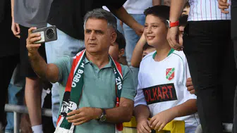 Karşıyaka taraftarı istedi Burhanettin Basatemür kararını değiştirdi