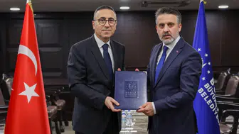 Bursa Büyükşehir Belediyesi personelinin yüzü 90 bin liralık promosyonla gülecek