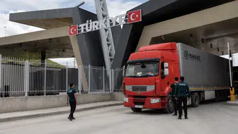 Gürbulak Sınır Kapısı ticaret trafiğiyle ekonomiye güç katıyor