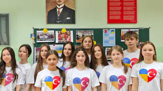 Kievli öğrenciler Türkçeyi Nasrettin Hoca ile öğreniyor