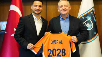 Başakşehir kaptanı Ömer Ali Şahiner ile yola devam ediyor