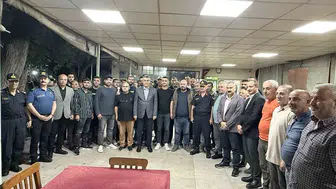 Mersin Valisi Tarsus sokaklarında halkla buluştu