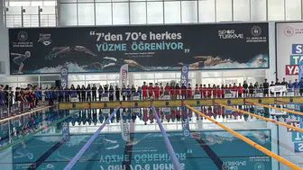 Elazığlı yüzücü Zeynep Avcı Türkiye üçüncülüğünü kaptı