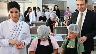 Köşk'te minik öğrenciler meslek lisesi mutfağına girdi