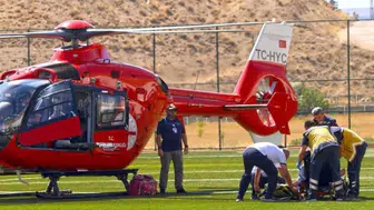 Malatya’da kritik müdahale için ambulans helikopter havalandı