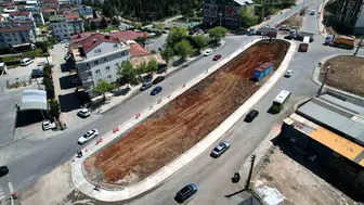Darıca’da trafik çilesini bitirecek kavşak çalışmasında sona gelindi