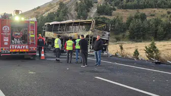 Denizli yolunda otobüs faciası 8 can kaybı var