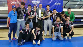 Kütahya imam hatip öğrencilerini spor sahalarında buluşturdu
