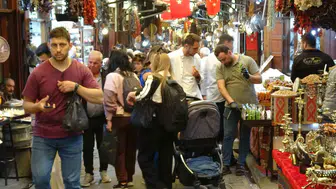 Gaziantep çarşılarında bayram telaşı Esnafın yüzü gülüyor