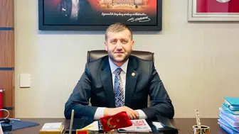Gençler Baki Ersoy ismini listenin üst sıralarına taşıdı