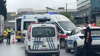 Avcılar'da kural ihlali yapan otobüse çarpan kurye hastanelik oldu