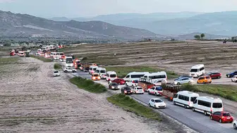 Kapadokya’da bayram sabahı balonlar havalanamadı
