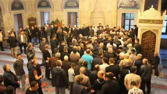 Amasya güne Sultan Bayezid Camii'nde bayram coşkusuyla başladı