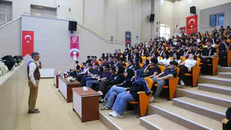 Hataylı gençler sınav stresini uzmanıyla masaya yatırdı