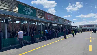 Pursaklar kurban alanında bayram sabahı sıcak ikramlar