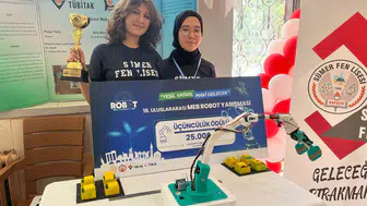 Kayserili öğrencilerin robotik kol projesi Türkiye üçüncüsü oldu