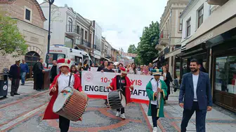 Edirne sokaklarında engelleri aşmak için farkındalık yürüyüşü