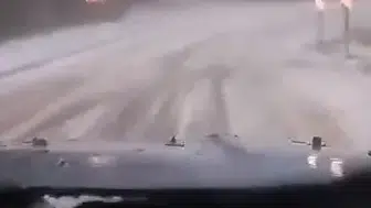 İnegöl Domaniç yolunda yaz ortasında kış manzarası