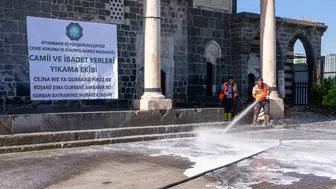 Diyarbakır camileri bayram sabahına hazırlanıyor