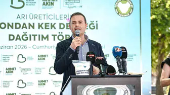 Balıkesir Büyükşehir Belediyesi 1914 arıcıya ücretsiz kek dağıttı