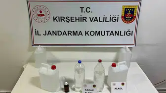 Kırşehir’de merdiven altı alkol operasyonu