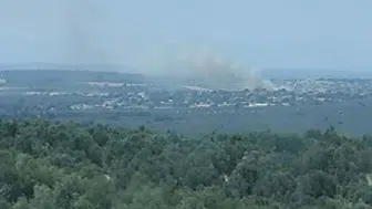 Çanakkale Ezine’de tarım arazisi alevlere teslim oldu