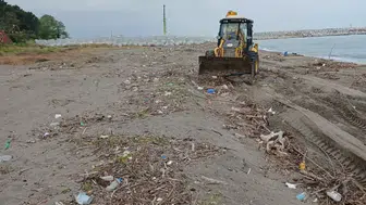 Melenağzı sahilinde hummalı temizlik mesaisi başladı