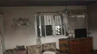 Didim’de yanan evin yaralarını belediye ekipleri sarıyor