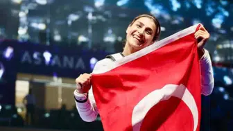 Hatice Kübra İlgün Kazakistan'dan çifte madalyayla döndü