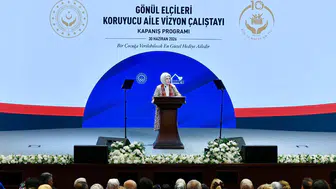 Türkiye'de 11 bin çocuk koruyucu ailelerin şefkatiyle büyüyor