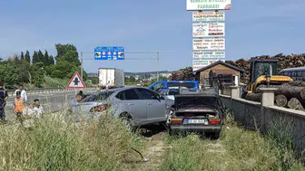 Keşan yolunda zincirleme kaza iki kişi hastanelik oldu