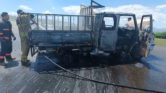 Adıyaman yolunda mazot taşıyan kamyonet küle döndü