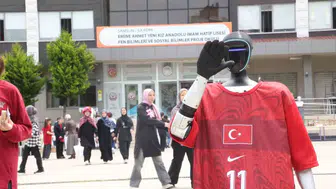 Samsun’un robotu CANİKMAN lise sıralarına girdi
