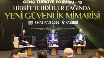 Gençler Kayseri'de güvenlik ve terörsüz Türkiye için toplandı