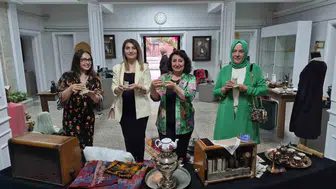 Eskişehir’in evlerinden çıkan anılar sergide buluştu