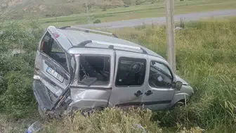 Tatvan yolunda zincirleme kaza beş kişi hastaneye kaldırıldı
