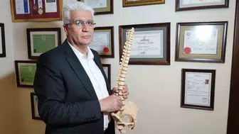 Sığ suya kontrolsüz atlamak bir ömür boyu felce neden olabilir?
