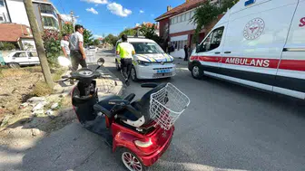 Karaman’da kavşak kazası Elektrikli bisikletten düşen anne ve kızı yaralandı