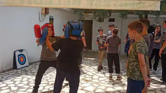 Menteşe'de gönüllü gençler çocuklara değerlerini öğretiyor