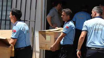 Antalya’da merdiven altı parfüm operasyonu