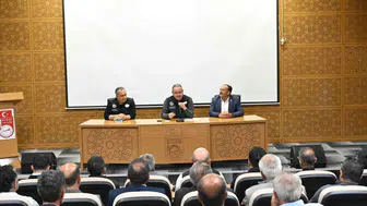 Bayburt'un su ve altyapı geleceği muhtarlarla masaya yatırıldı