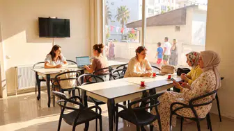 Efeler'de kadınlar için güvenli ve ekonomik konaklama dönemi