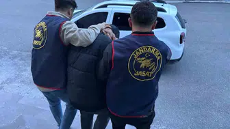 Kars'ta 42 yıl hapisle aranan suç makinesi yakayı ele verdi