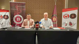 Basketbolda yeni dönem Pizza Bulls Bandırma’ya isim sponsoru oldu