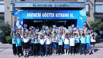 Karnesini alan öğrencilere İş Bankası’ndan ücretsiz kitap hediyesi