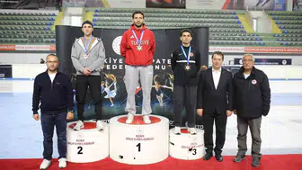 Erzurum buz pistinde şampiyonlar belli oldu