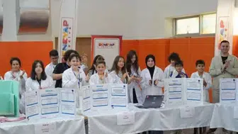 Sinoplu genç kaşifler uzay teknolojilerini görücüye çıkardı
