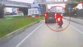 Samsun'da motosiklet kazası kamerada