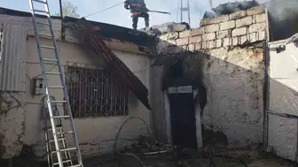 Van'da bir odunluk alevlere teslim oldu